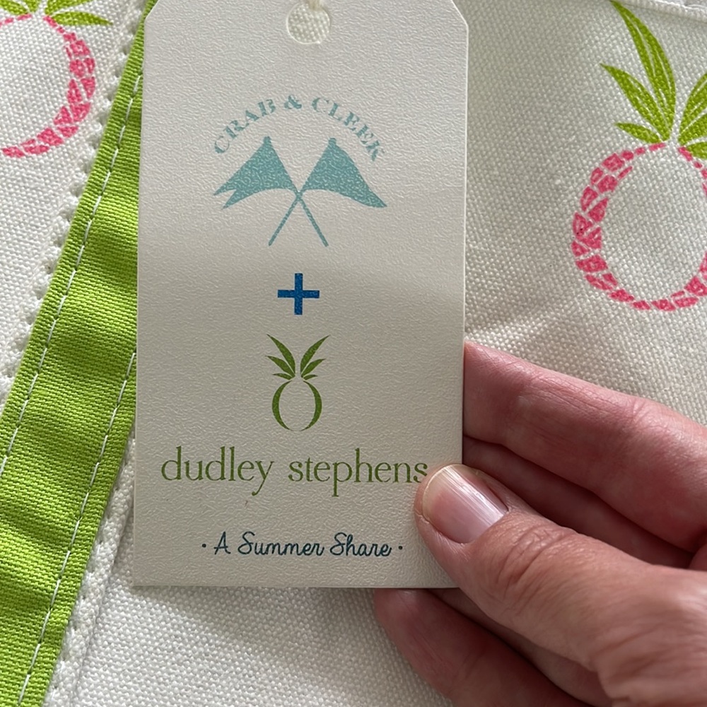 Crab + Cleek X Dudley Stephens Pineapple Tote Bag - Picture 2 of 4